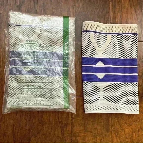 DocSleeves Knee Support brace XXL used to relieve knee pain. Set of two. - Picture 1 of 10